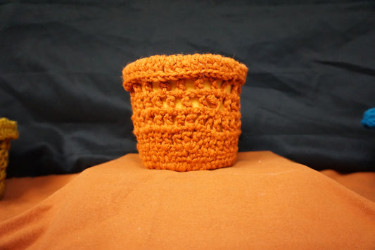 Crochet pot